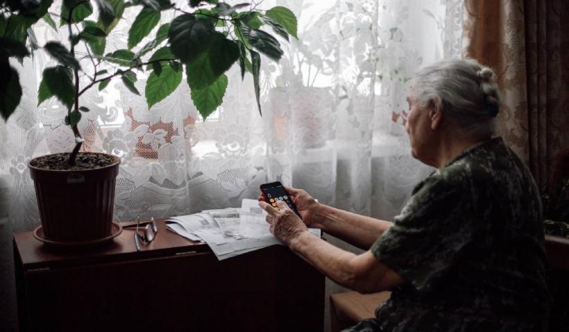 Cum se va calcula taxa CASS de 10% pentru pensiile peste 3.000 de lei și câți bani pierd pensionarii. Exemplul dat de Ilie Bolojan