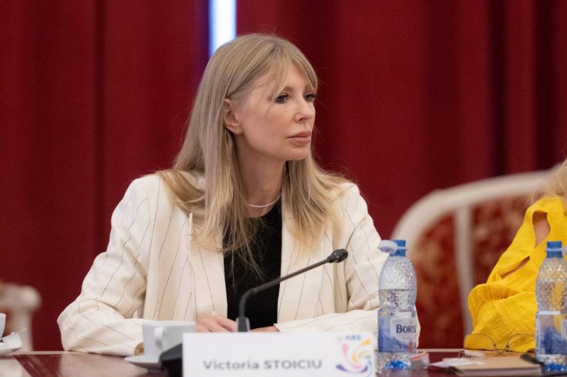 Nicușor Dan, somat de vicepreședinta PSD să își clarifice poziția față de legea Vexler: "Riscăm să credem că vă jucați cu focul"