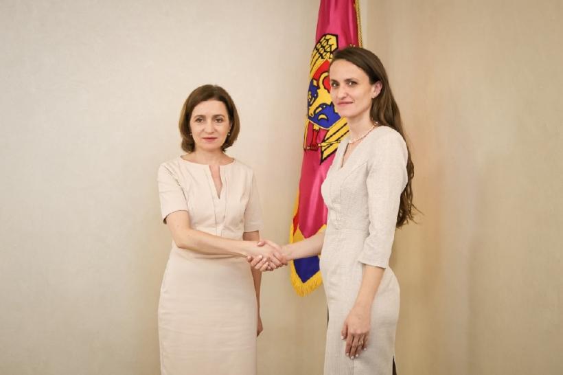 Oana Țoiu a mers în Republica Moldova. Ministrul de Externe s-a întâlnit cu Maia Sandu