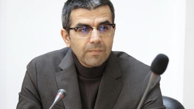 Un membru CSM compară măsurile anunțate de Bolojan cu ale unui "măcelar" într-o sală de operație