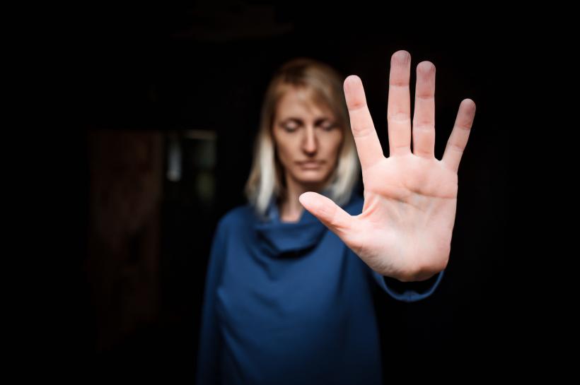 Nicușor Dan: „România e una dintre principalele țări de origine ale victimelor traficului de persoane”