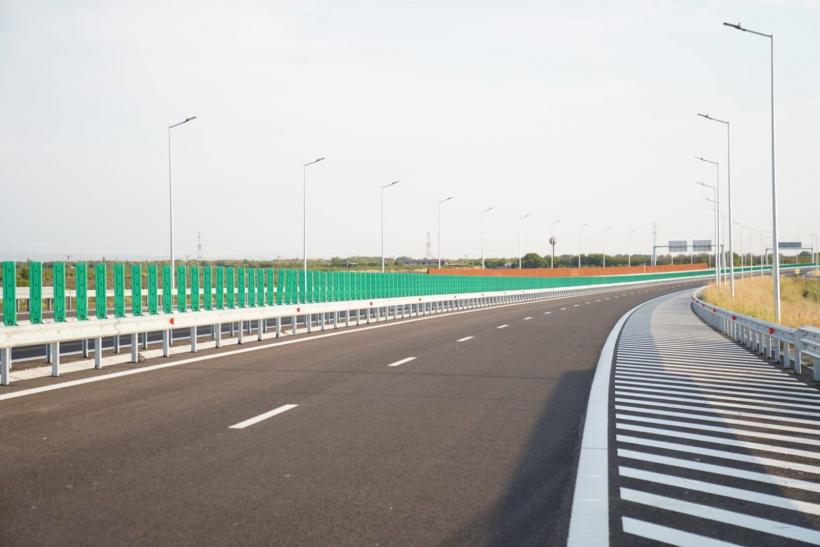 Premierul Bolojan și ministrul Transporturilor au vizitat șantierul Autostrăzii Moldova. Care e termenul pentru finalizarea lucrărilor