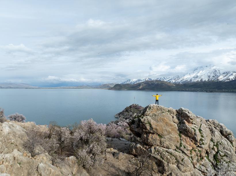 Galerie Foto - Cel mai mare lac alcalin din lume, considerat o ...