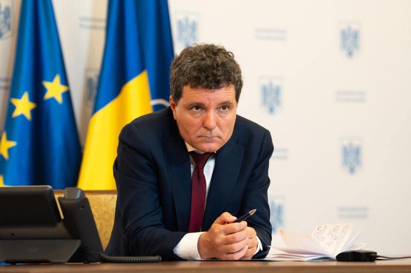 Liderii Coaliției merg marți la Nicușor Dan să discute despre amenințările lui Bolojan cu demisia și tăierile din administrație
