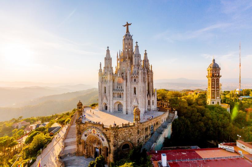 Galerie Foto - Spania a doborât un nou record în rândul turiştilor ...