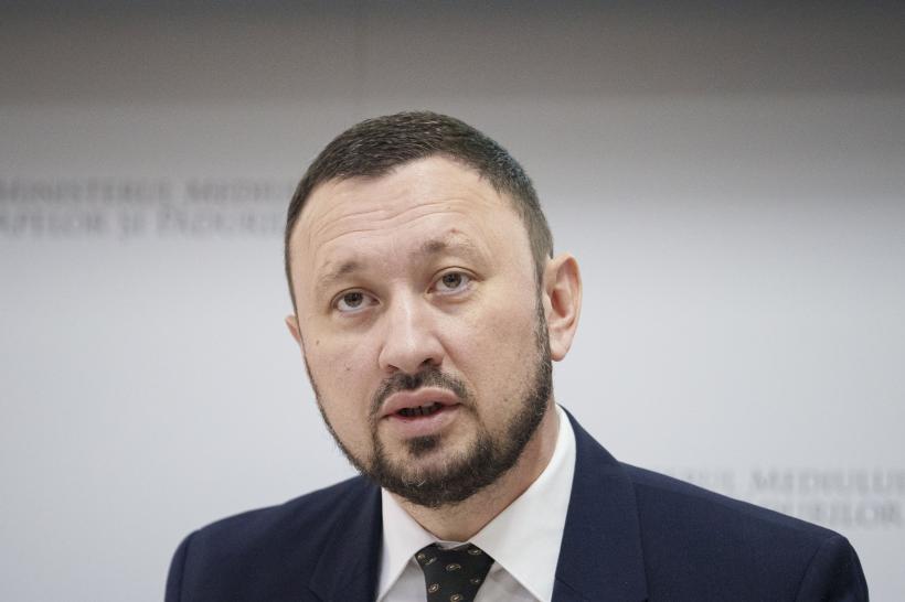 Mircea Fechet despre pachetul 2 de reforme: Angajamente ferme, menite să rupă cercul vicios al risipei, privilegiilor și ineficienței