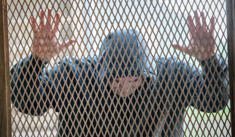 Răpiri, răscumpărări, împușcături. Mărturii din interiorul rețelelor de trafic de migranți: „Ori bani, ori pușcărie”