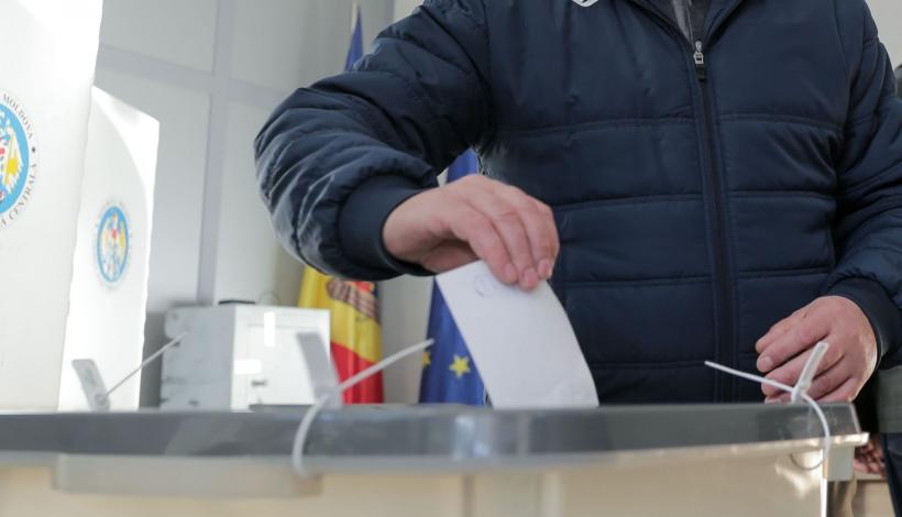 Sondaj cu patru zile înainte de alegerile din R. Moldova. PAS e în față, cu un mic avans. Diaspora ar putea tranșa scrutinul