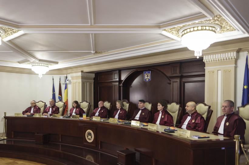 Sesizarea preşedintelui Nicuşor Dan cu privire la legea regimului cultelor, pe agenda Curții Constituționale a României