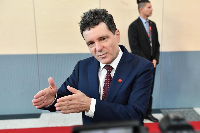Nicușor Dan, despre controversa „gap-ului TVA la gem”: „Nu trebuie să le interzicem oamenilor să își facă gem, zacuscă sau vin”