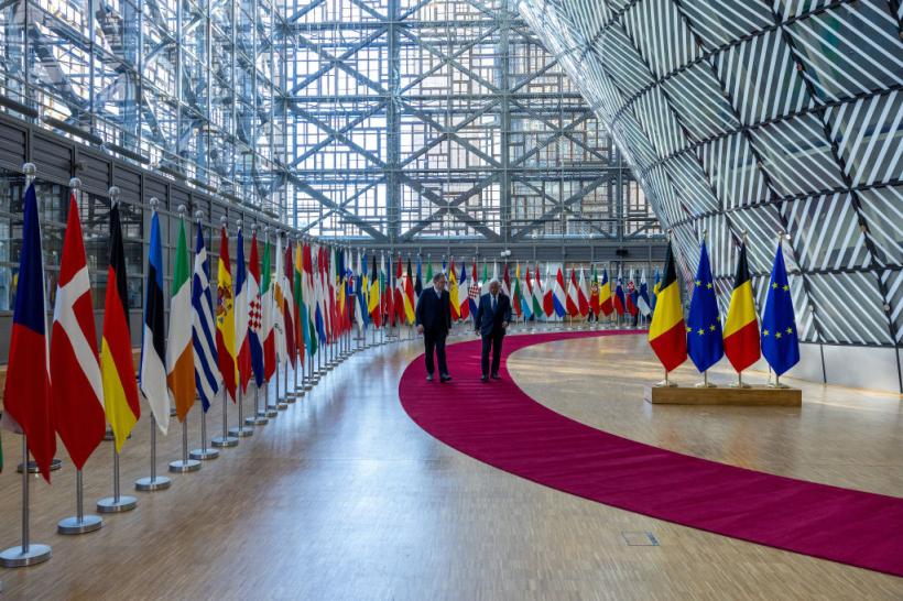 Nicușor Dan participă la două reuniuni cruciale pentru UE. Cine sunt „băieții răi” ai Europei care ar putea deraia discuțiile