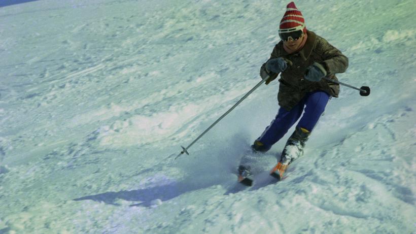 Vacanţa de schi 2026 pe judeţe. Când sunt programate zile libere pentru elevi, în Bucureşti şi în restul ţării