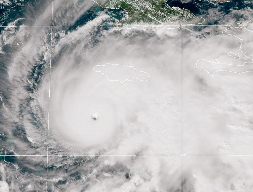 ”Nu am mai văzut niciodată așa ceva”. Uraganul Melissa e cel mai puternic de pe planetă din acest an. Trei oameni au murit în Jamaica
