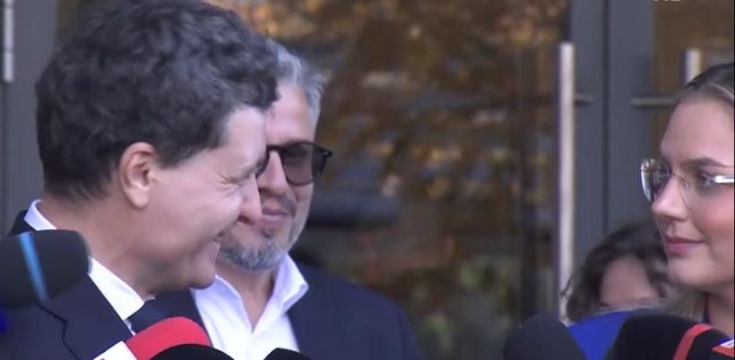 Momentul în care Nicușor Dan izbucnește în râs când e întrebat dacă Bolojan ar putea fi înlocuit de...Călin Georgescu. Ce a răspuns