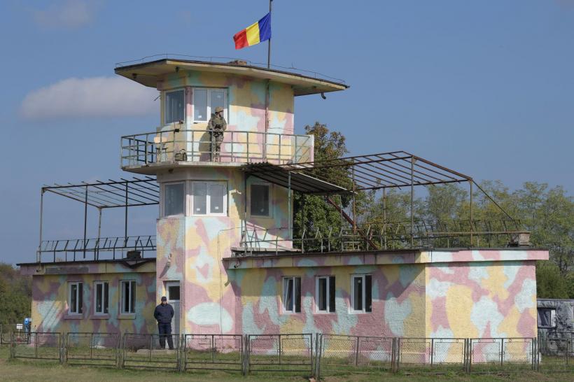 Nicușor Dan asigură cadrele militare care au condițiile de pensionare că vor beneficia de legea actuală: "Nu e motiv să se pensioneze"