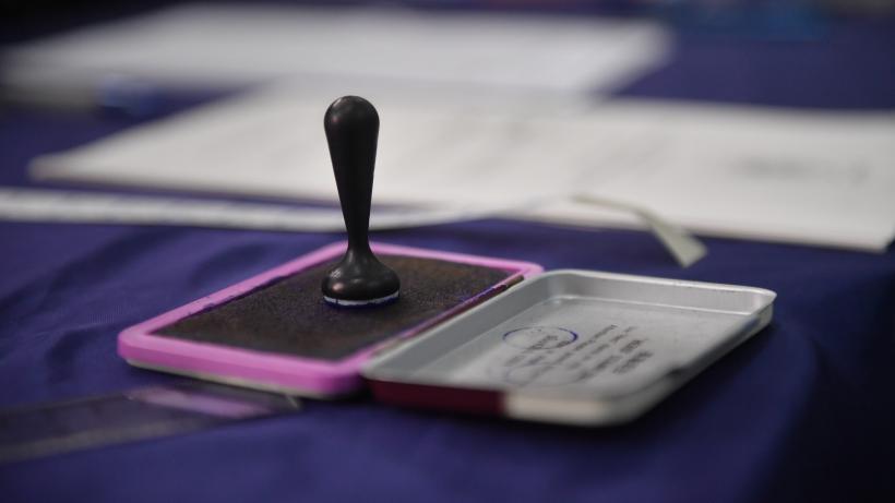 Sondaj INSCOP: 70% dintre românii din mediul rural ar opta pentru AUR şi PSD dacă duminica viitoare ar fi alegeri parlamentare