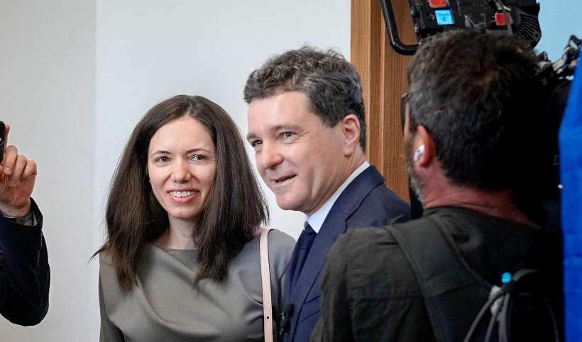 Nicușor Dan vorbește despre nunta cu Mirabela Grădinaru: "Va fi ceva foarte discret. Nu mi-am pus problema să iau și numele Grădinaru"