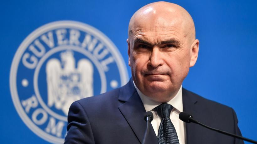 Bolojan, după ce ofițerul său de presă a îmbrâncit jurnaliştii: "Este un incident regretabil, chiar îmi pare rău"