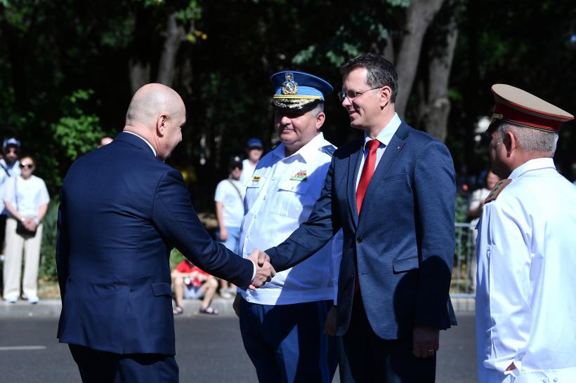 Premierul Ilie Bolojan, după demisia lui Ionuț Moșteanu: „Am luat act. Îi mulțumesc”