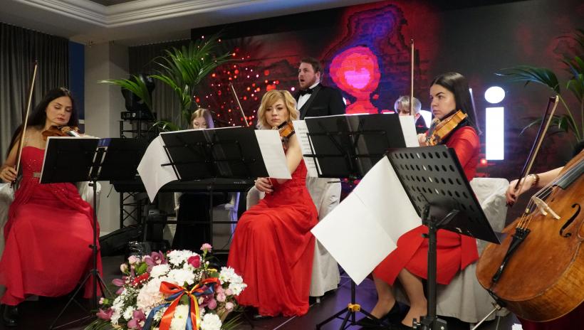 2,4 milioane de euro a alocat Guvernul pentru românii din Cernăuți: peste 2.200 de elevi primesc burse