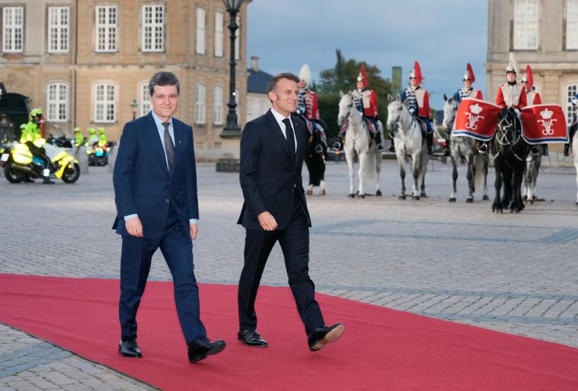 Nicuşor Dan se întâlnește la ora 14.00 cu Emmanuel Macron, la Palatul Elysee. Președintele e în prima vizită oficială în Franța
