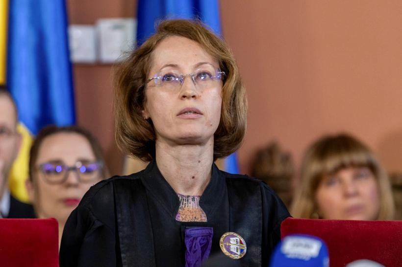 O judecătoare intervine în conferința de presă de la Curtea de Apel București și înfruntă conducerea: „Suntem terorizați”