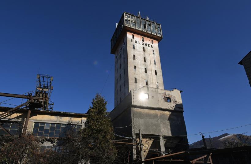 Peste 3 miliarde de lei pentru închiderea a patru mine de cărbune din Valea Jiului. Nicușor Dan a promulgat legea