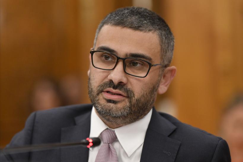 Ce se întâmplă cu ajutorul de șomaj după ce Bolojan a spus că trebuie tăiat. Florin Manole: "Nu se dă pentru cine a stat degeaba"
