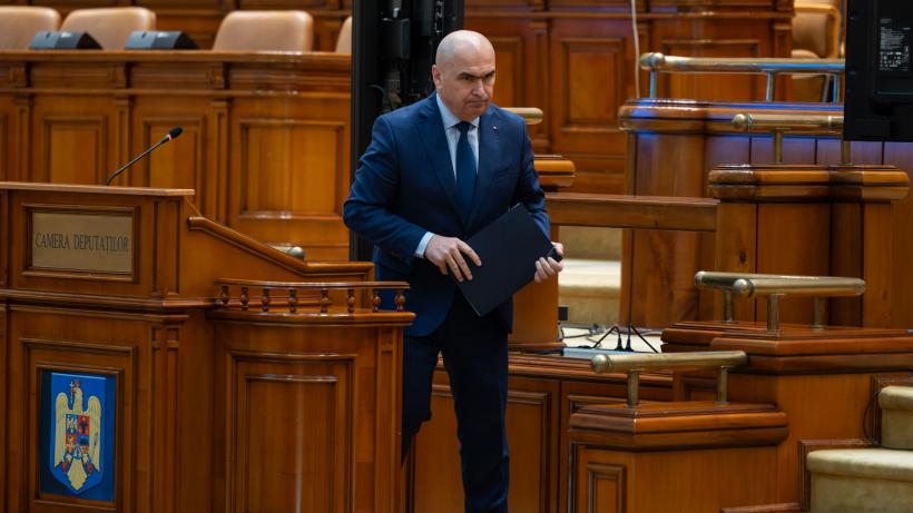 Bolojan anunță cu cât s-ar putea reduce numărul de parlamentari: ”Cred că ar funcţiona, poate s-ar elibera nişte spaţii prin Parlament”