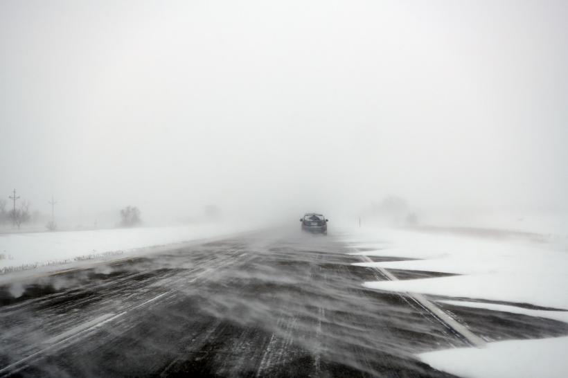 Ninge viscolit în ziua de Crăciun, în mai multe zone din țară: S-a depus strat de zăpadă și în București. La Bâlea Lac trece de 30 cm