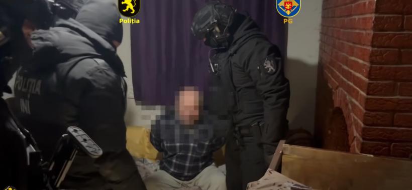 Crimele care au șocat Moldova. Un bărbat este acuzat că ar fi ucis mai mulți oameni și a hrănit porcii cu cadavrele lor