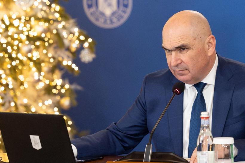 Guvernul a decis să nu mai plătească o zi din concediul medical legal. Ce declarații a făcut Bolojan după ședință
