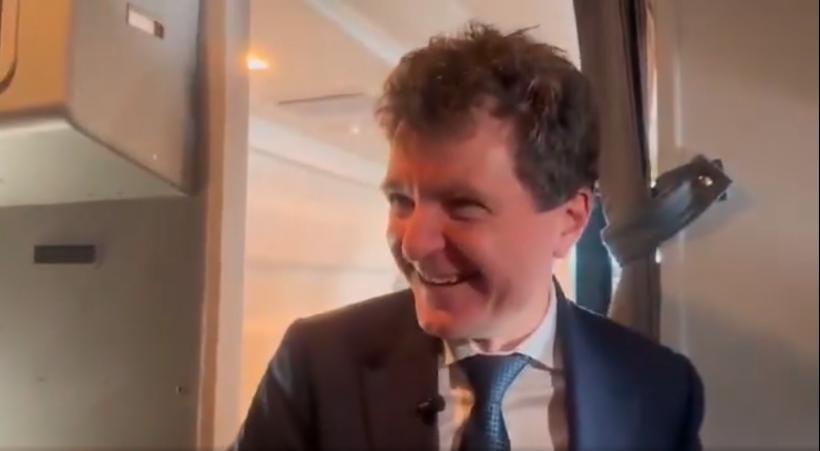 Nicușor Dan spune ce a primit de la Moș Crăciun: „Mănuși și șosete. De Revelion am stat până la 3, mi-a perturbat somnul până azi”