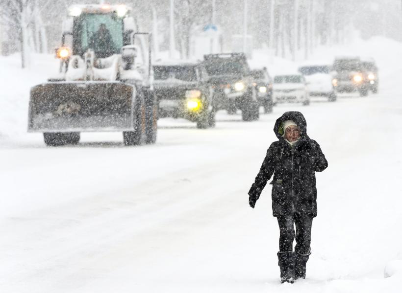 Weekend cu vreme extremă: Jumătate de țară intră sub cod galben de ger. Va ninge puternic în multe zone, inclusiv în București