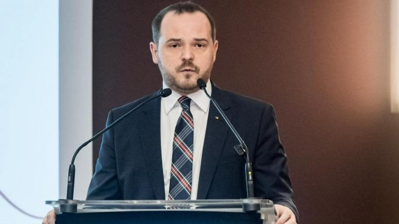 Anunț privind salariile cadrelor medicale. Rogobete: „Nu susţin reducerea cu 10%, dar susţin plata pe performanţă”