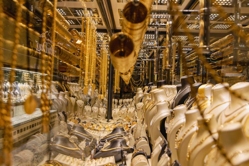 Dilema aurului de 50 miliarde de dolari. Libanul nu știe ce să facă acum cu rezerva de care nu s-a atins de zeci de ani