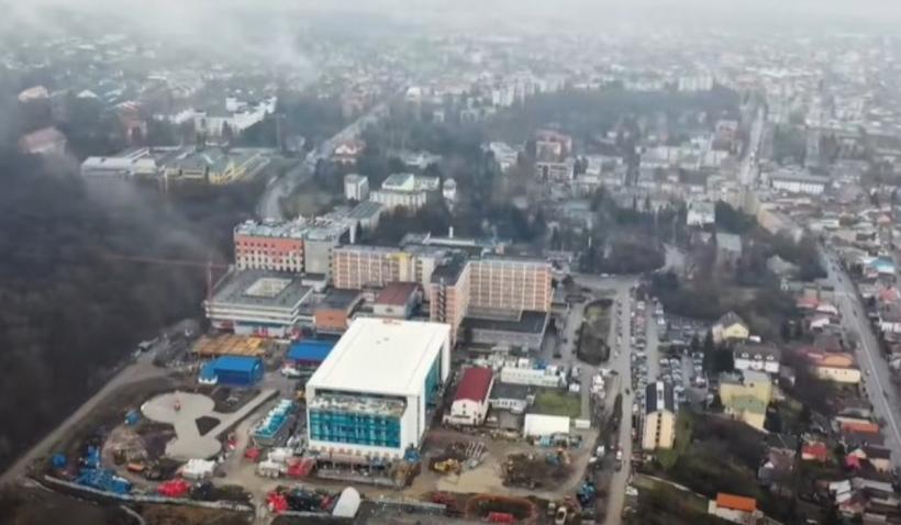Ministrul Sănătății spune că Centrul de arşi grav de la Târgu Mureş va fi dat în folosinţă, cel mai probabil, în toamna acestui an