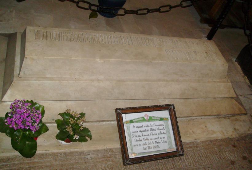 Arheologii români analizează ADN-ul din osemintele lui Mircea cel Bătrân, ca să afle dacă domnitorul chiar se află îngropat la Cozia