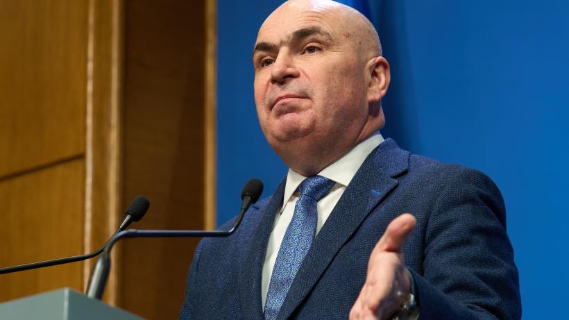 Ilie Bolojan nu se mai atinge de norma de hrană a militarilor, dar îi anunță că le crește vârsta de pensionare