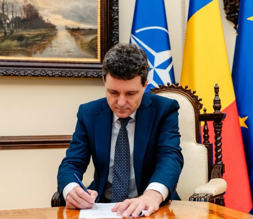 Preşedintele Nicușor Dan a promulgat legea care taie pensiile magistraţilor