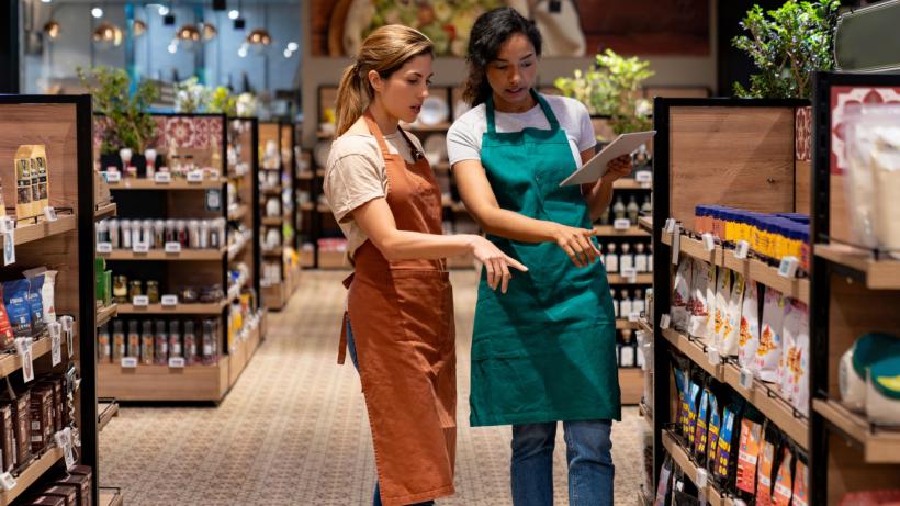 Un cunoscut lanț de supermarketuri deschide încă 40 de magazine în România: 1.000 de locuri de muncă noi apar, din acest an