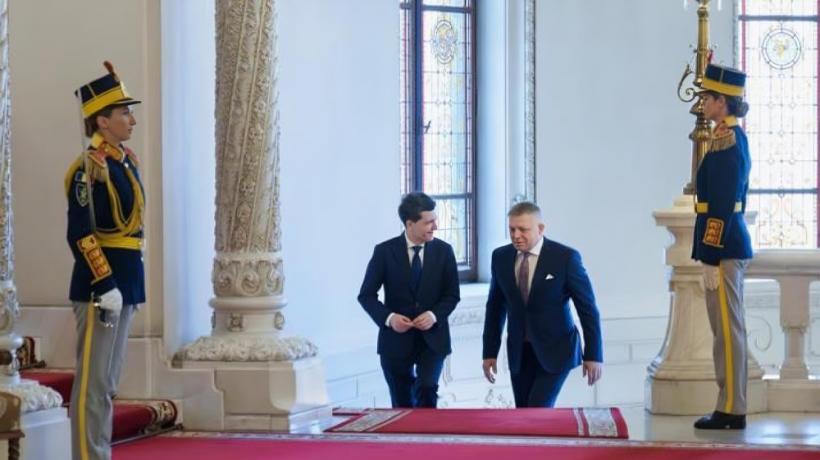 Robert Fico a avut o întâlnire oficială cu Nicușor Dan, la Palatul Cotroceni. Ce au vorbit