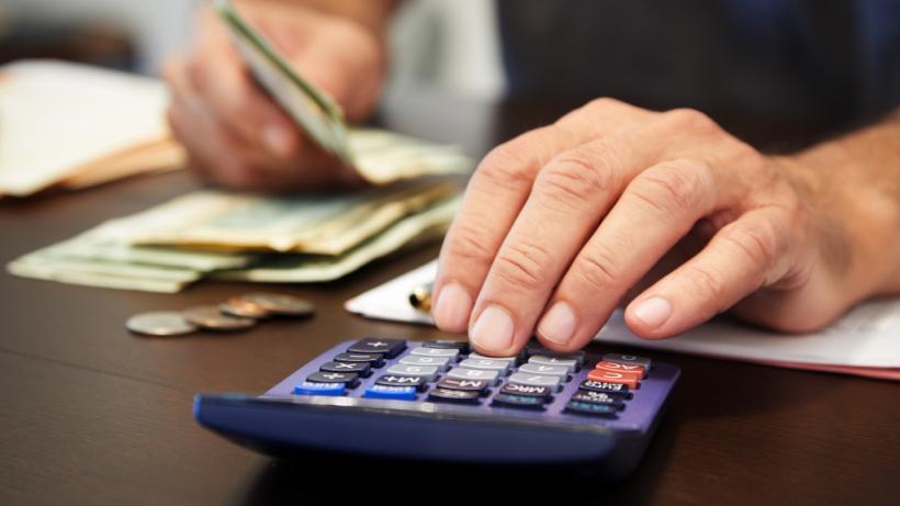 Completarea Declarației Unice a fost simplificată: Câte zile mai au contribuabilii pentru bonificația la impozitul pe venit