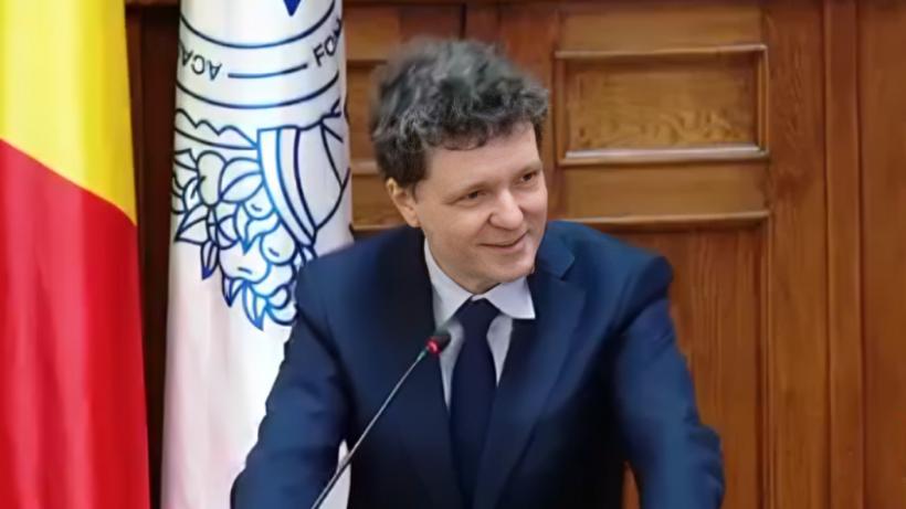 Nicușor Dan a vorbit despre educația financiară, la ASE: „Lipsa de cunoștințe a dus la decizii nesănătoase pentru economia României”