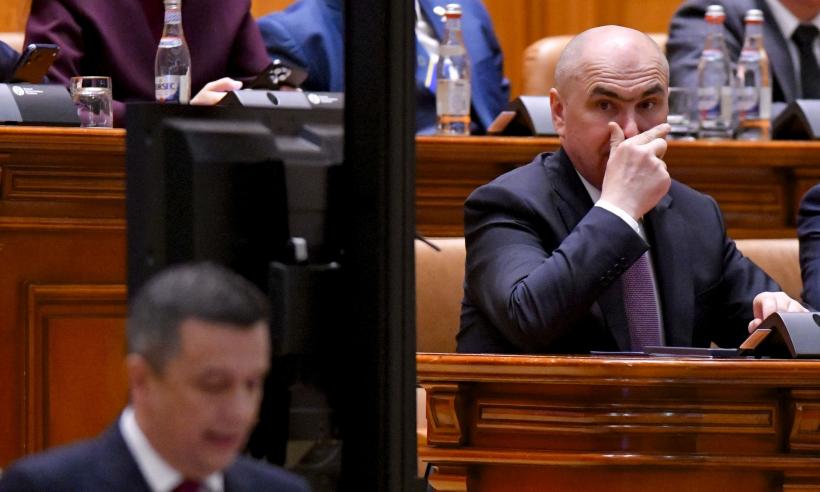 Surse: Ce a plănuit PSD să facă, după votul anti-Bolojan: „Fritz și Kelemen se vor suci. Nu e exclus guvern PSD-UDMR-USR”