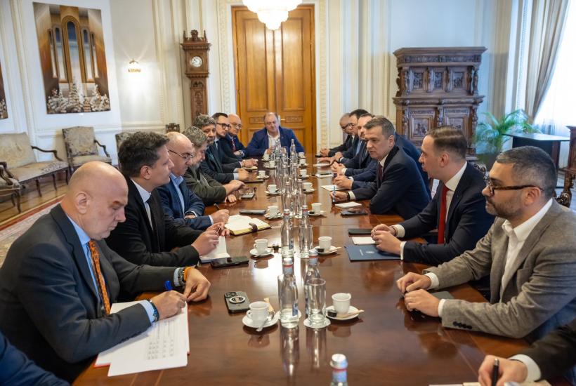 Grindeanu, după discuțiile cu confederațiile sindicale: PSD îşi doreşte ca România să aibă cât mai repede un nou Guvern