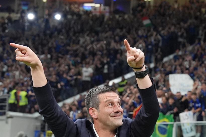 Cristi Chivu, campion în Italia. Fostul căpitan al naţionalei României a câştigat primul său titlu ca antrenor, cu Inter Milano