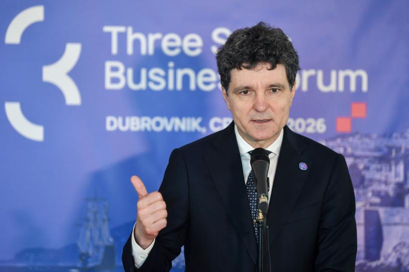 Nicușor Dan, de la Erevan: „Indiferent ce se întâmplă, România își va continua direcția occidentală”