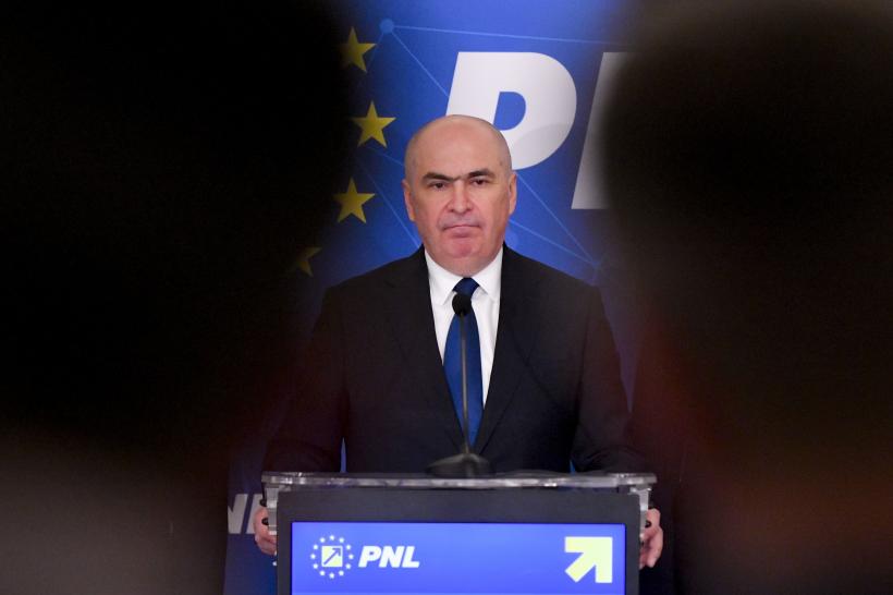 Ecoul căderii Guvernului Bolojan, în presa internațională. Politico: Simion, afiliat MAGA, creierul din spatele demiterii