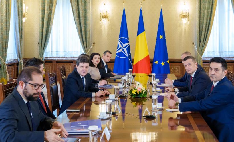 Surse: Nicușor Dan ia în calcul un guvern minoritar PSD-UDMR, dacă nu reușește să refacă vechea coaliție